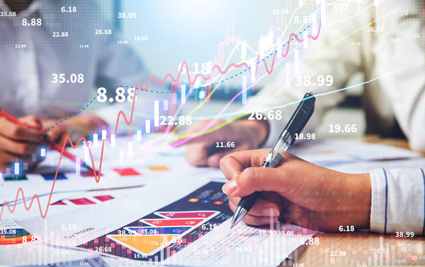 在快速變化的市場環(huán)境中，如何調(diào)整薪酬策略？