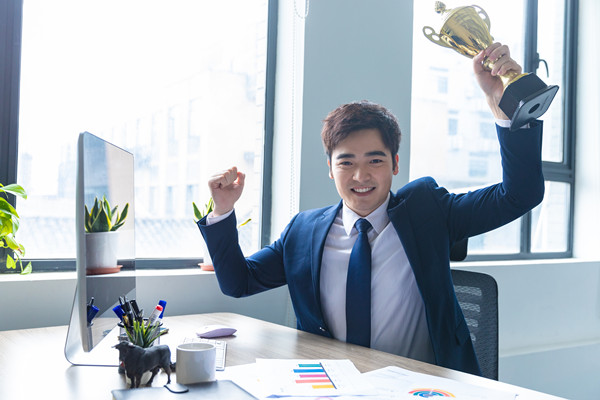 合理控制薪酬成本，提高企業(yè)利潤與員工福利水平