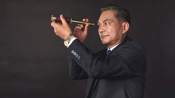 對(duì)組織流程進(jìn)行優(yōu)化再造，提高工作效率和降低成本