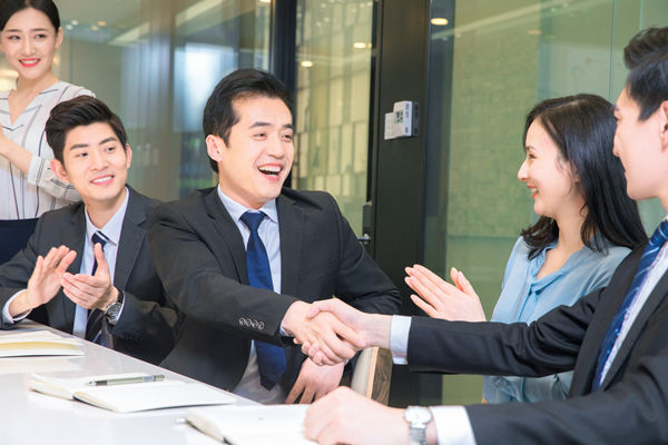 如何通過(guò)創(chuàng)新管理推動(dòng)年度經(jīng)營(yíng)計(jì)劃的實(shí)現(xiàn)？