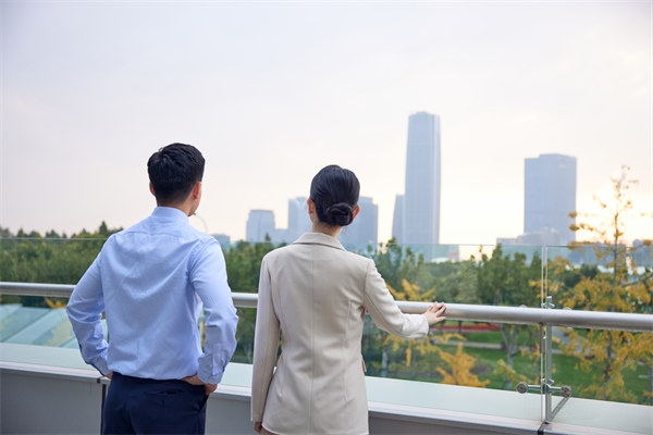 福利政策規(guī)劃：提供福利保障，增強(qiáng)員工忠誠度