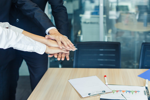 遠程團隊的績效管理：應對遠程挑戰(zhàn)，保持高效協(xié)作