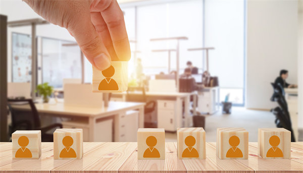 人才挖掘與選拔：全面評估候選人能力，選拔優(yōu)秀人才