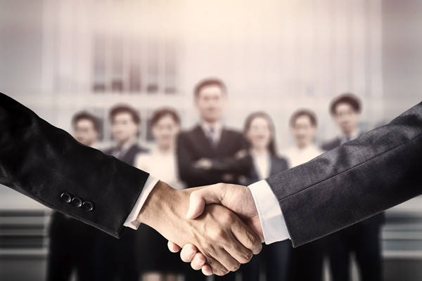 靈活應(yīng)對市場變化，調(diào)整經(jīng)營計劃，確保企業(yè)持續(xù)發(fā)展