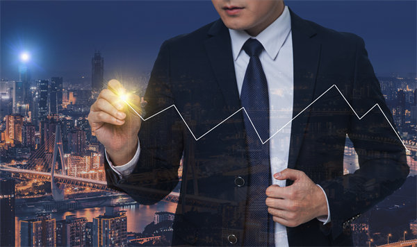 聚焦核心業(yè)務(wù)，優(yōu)化經(jīng)營(yíng)計(jì)劃，推動(dòng)企業(yè)高質(zhì)量發(fā)展