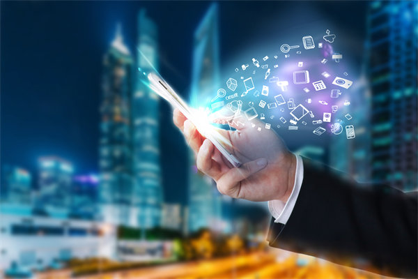 加強(qiáng)集團(tuán)管控信息化建設(shè)，提升決策支持與數(shù)據(jù)分析能力