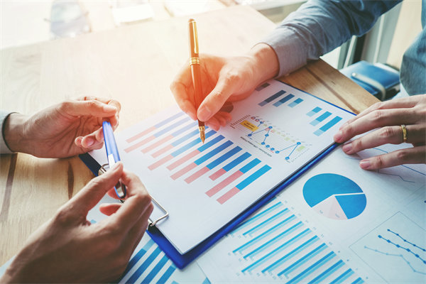 精準(zhǔn)實(shí)施戰(zhàn)略管理，構(gòu)筑企業(yè)持續(xù)競爭優(yōu)勢