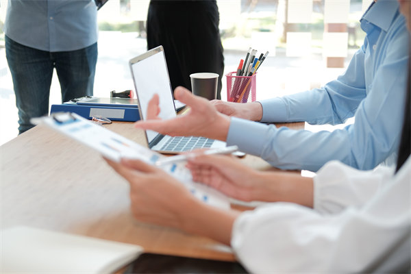 如何科學(xué)設(shè)定KPI，確?？?jī)效考核既公平又高效？