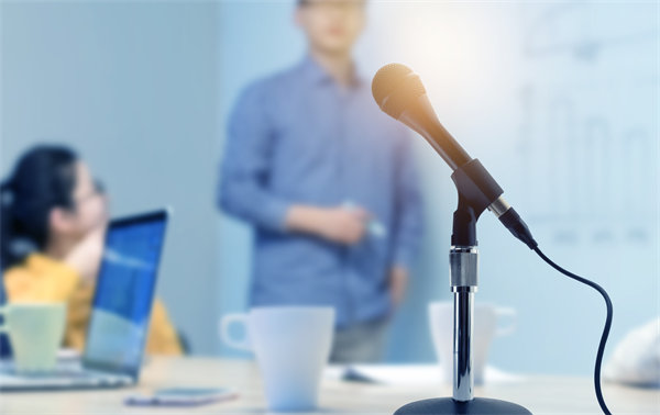 企業(yè)文化如何深度融合HR管理，增強團隊凝聚力？