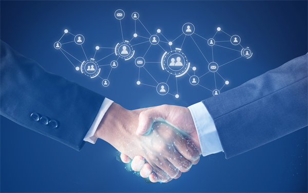 面對(duì)團(tuán)隊(duì)多樣性，如何制定個(gè)性化的績(jī)效提升計(jì)劃？