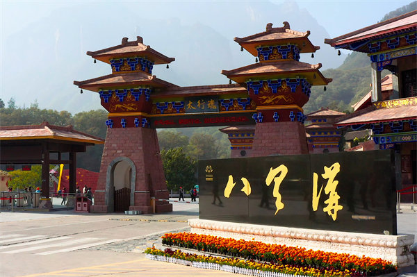 管理咨詢(xún)?cè)谛锣l(xiāng)中小企業(yè)轉(zhuǎn)型升級(jí)中的作用何在？