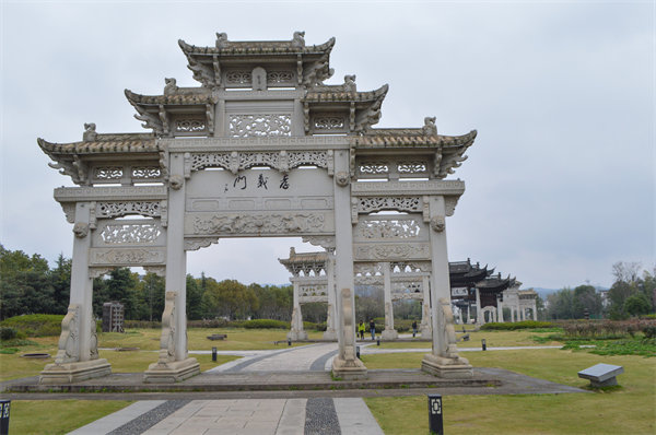 管理咨詢?nèi)绾沃鹑A企業(yè)突破發(fā)展瓶頸？