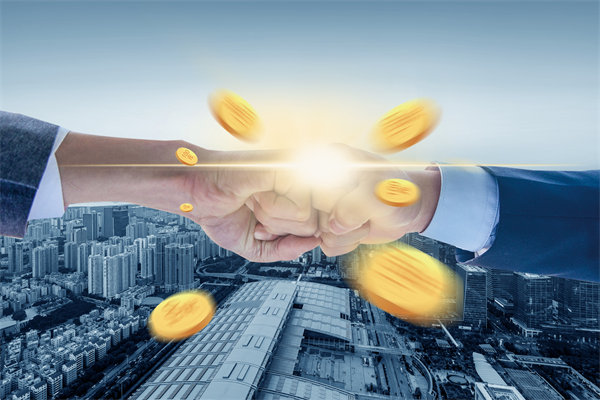 在薪酬體系構建時，如何確保公平性，同時滿足員工期望？