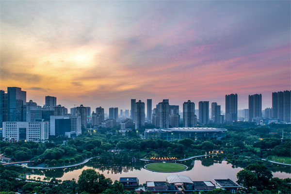 佛山薪酬咨詢公司如何為企業(yè)量身定制薪酬體系？