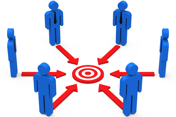 資源分配時，組織規(guī)劃如何平衡各部門需求與整體目標(biāo)？