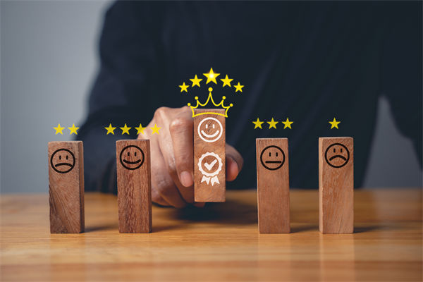 客戶為中心，管理咨詢?nèi)绾沃ζ髽I(yè)優(yōu)化服務(wù)體驗(yàn)？