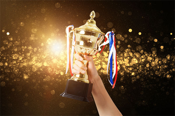 面對(duì)人才流失問(wèn)題，如何通過(guò)組織規(guī)劃留住關(guān)鍵人才？