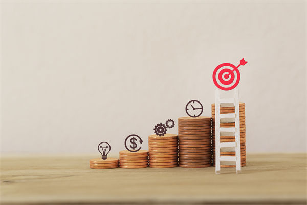 如何制定公平合理的薪酬體系來吸引和留住人才？