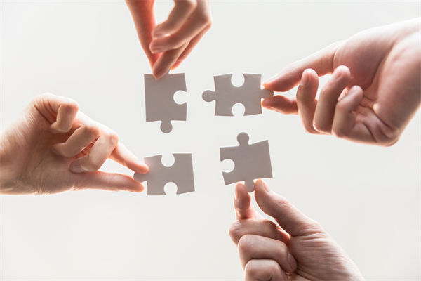 戰(zhàn)略聯(lián)盟與并購(gòu)：企業(yè)擴(kuò)張的利弊權(quán)衡與選擇策略？