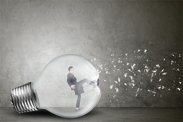 營(yíng)銷團(tuán)隊(duì)如何培養(yǎng)創(chuàng)新思維，應(yīng)對(duì)市場(chǎng)變化？