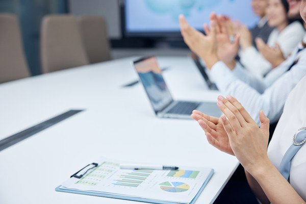 企業(yè)的會(huì)議管理制度不完善，如同虛設(shè)怎么辦？