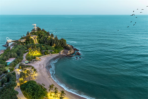 借助惠州薪酬咨詢(xún)公司，企業(yè)如何實(shí)現(xiàn)員工激勵(lì)與滿(mǎn)意度提升？