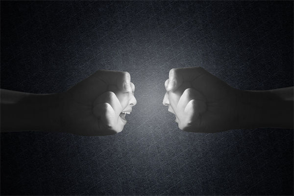 內(nèi)部矛盾重重，管理咨詢?nèi)绾沃χ亟ê椭C高效組織？