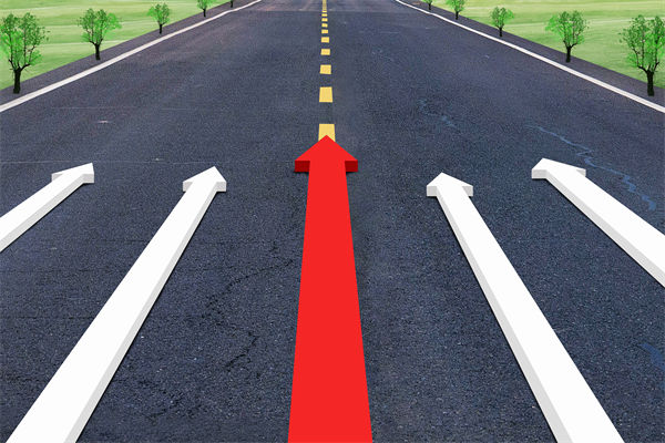 管理咨詢?nèi)绾瓮黄瞥Ｒ?guī)，為企業(yè)量身打造核心競爭優(yōu)勢？