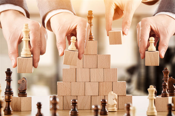 文化管理與戰(zhàn)略背道而馳，如何構(gòu)建協(xié)同發(fā)展體系？