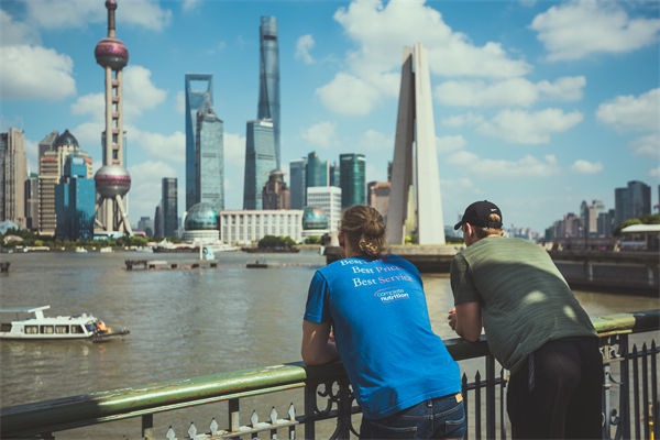 供應(yīng)鏈分析：外國游客“買買買”，中國購更火了