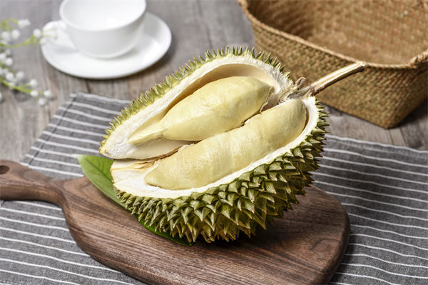 榴蓮價(jià)格暴跌50%，有人買了50箱，預(yù)算管理怎么看？