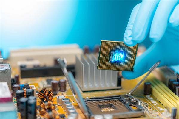 市場瞬息萬變，企業(yè)戰(zhàn)略怎樣快速調(diào)整搶占先機？