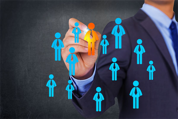 員工敬業(yè)度持續(xù)走低，人力資源怎樣精準(zhǔn)激活團(tuán)隊動能？