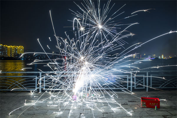 精益生產(chǎn)分析：湖南一花炮廠爆炸，現(xiàn)場升起蘑菇云