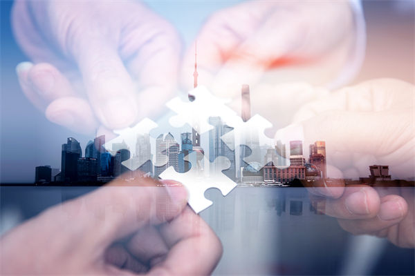 強(qiáng)行復(fù)制標(biāo)桿企業(yè)文化，自身組織基因是否被無(wú)視？