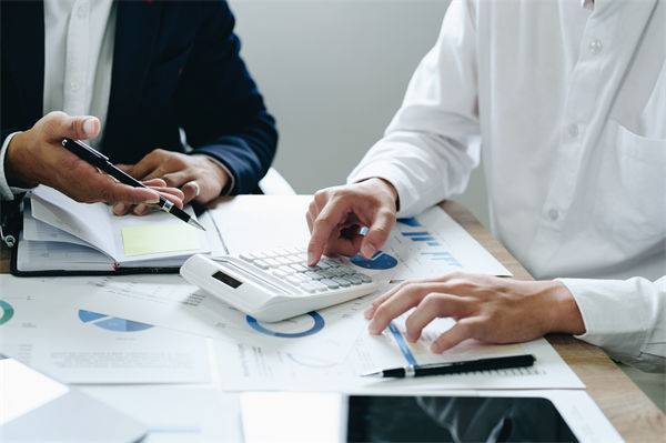 暑期檔電影票房破115億，預算管理咨詢怎么看？