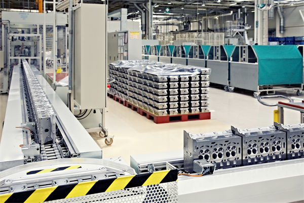 中小企業(yè)應(yīng)用精益生產(chǎn)，面臨哪些特殊挑戰(zhàn)與機(jī)遇？