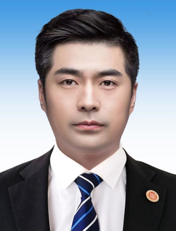 正睿企業(yè)管理咨詢(xún)師董澤騫