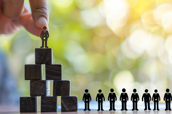 重慶人力資源管理咨詢公司推薦，能破解技能人才斷層難題么？