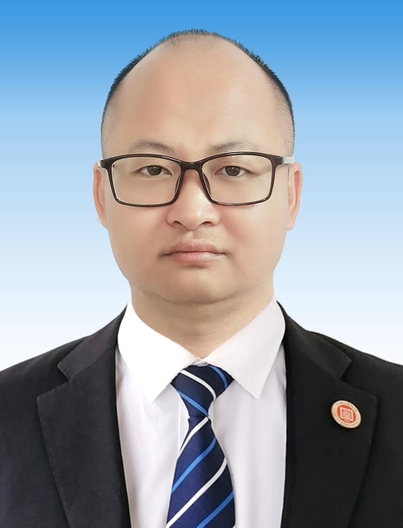 正睿企業(yè)管理咨詢(xún)師向英黎